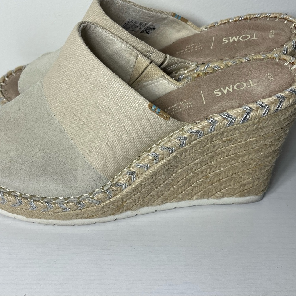 TOMS Women’s 9.5 Espadrille Slide Sandals Cream Suede Canvas EU 41